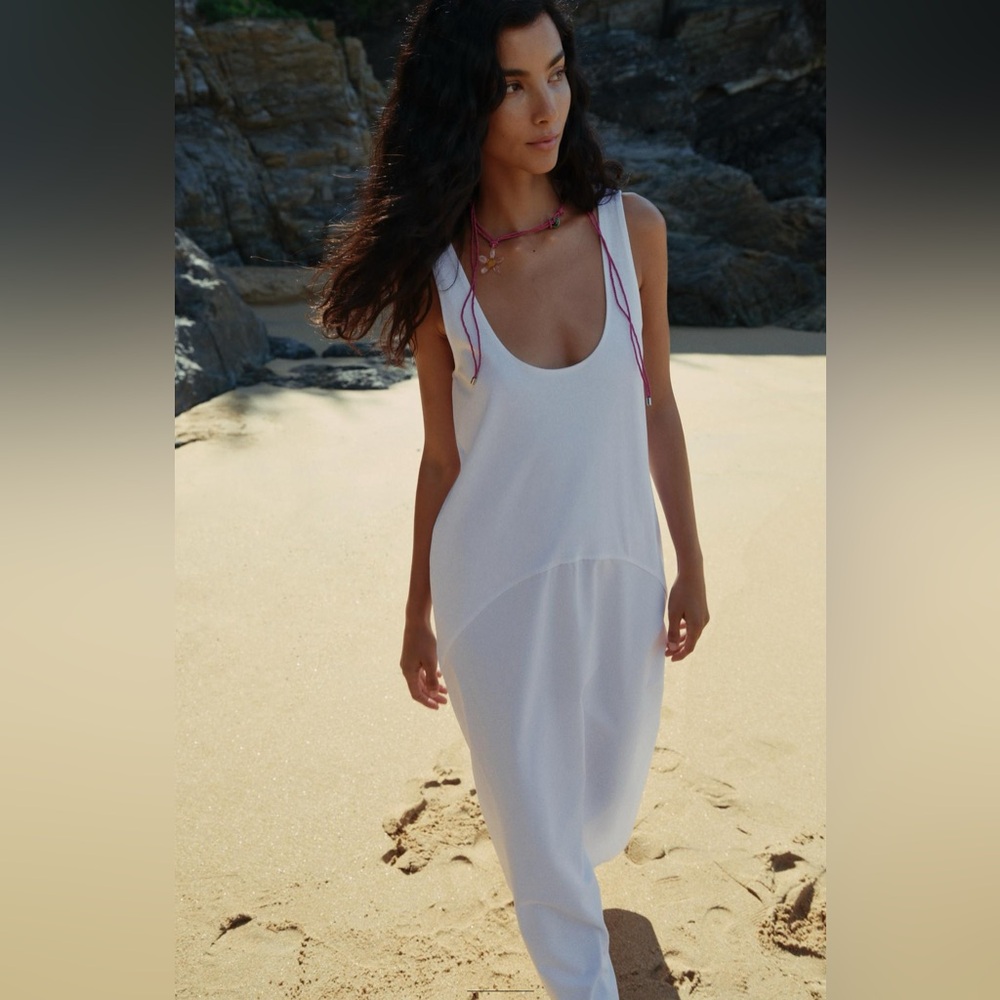 COPY - COMBINATION POPLIN MEDIUM DRESS
Midi tank dress round neckline. 
100% CO…
